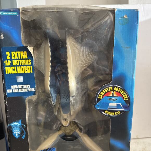 ALIEN SUPREME COMMANDER~ 1996~ INDEPENDENCE DAY #30663~ - Picture 2 of 10